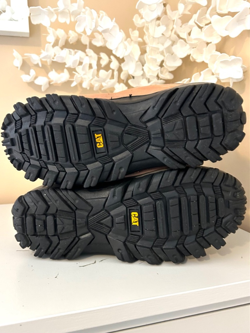 EUC Caterpillar CAT Leather Adventure Hiking Boots Women’s Size 7 - Picture 7 of 14
